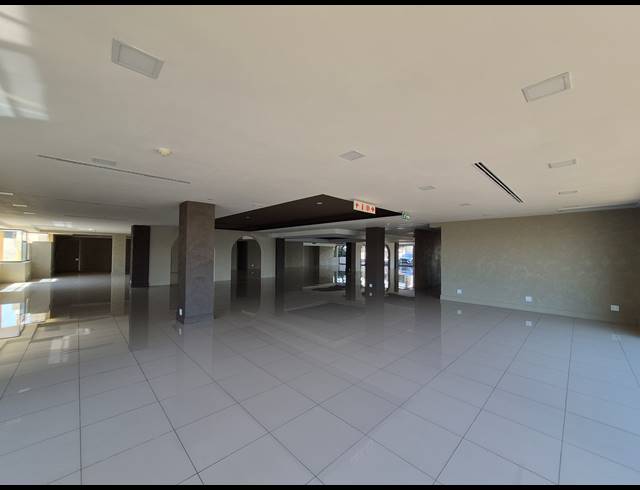 805M² OFFICE TO LET IN KRAMERVILLE